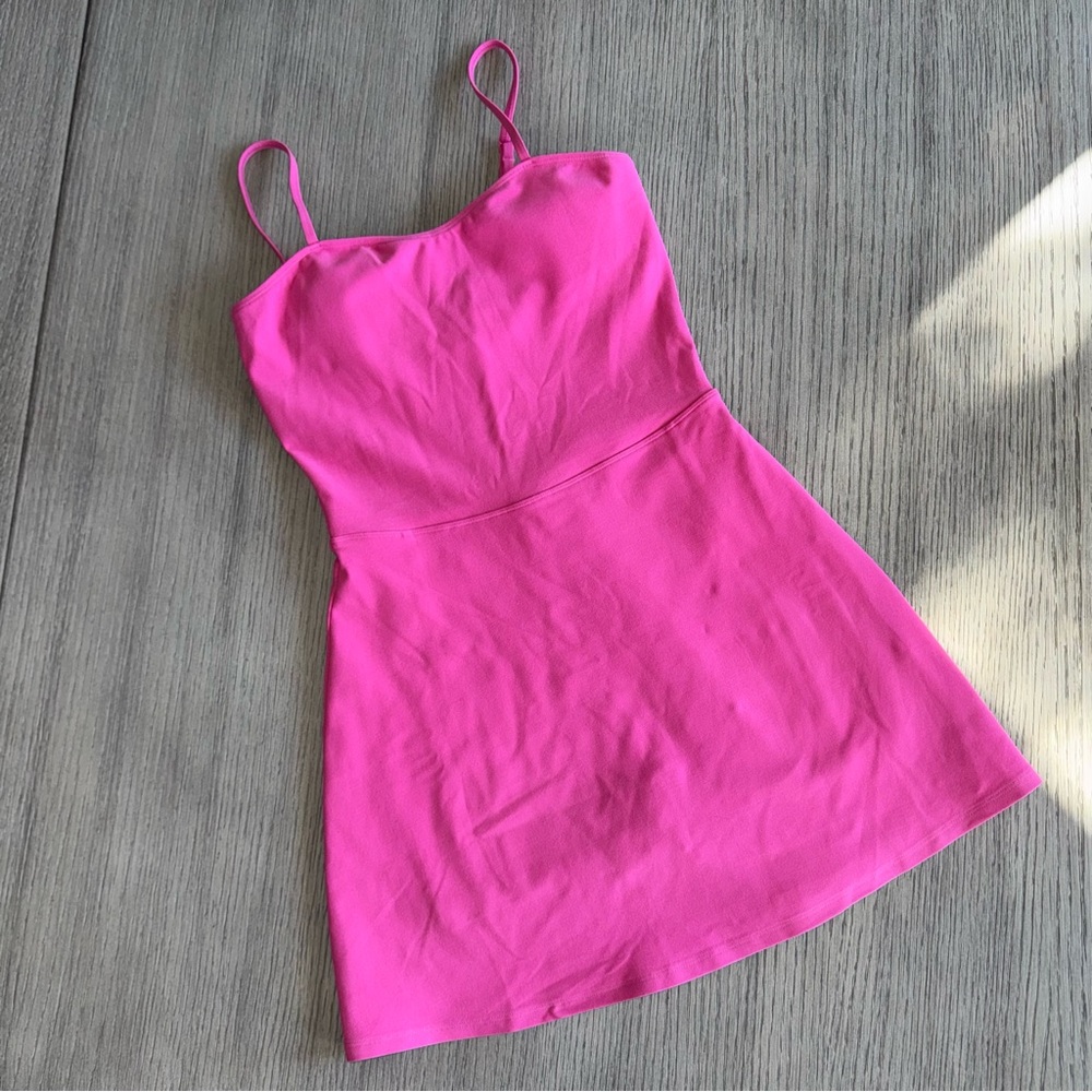 ALO Yoga Hot Pink Alosoft Courtside Tennis Dress
